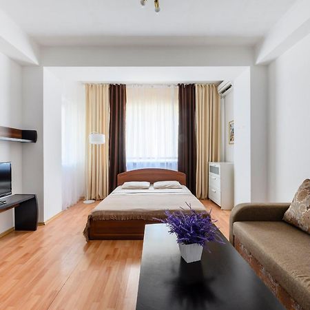 428 Lighthouse Apartments - Traveler'S Choice Almaty Ngoại thất bức ảnh
